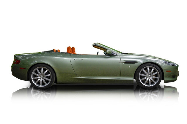 Used 2006 Aston Martin DB9 Volante RWD image 2