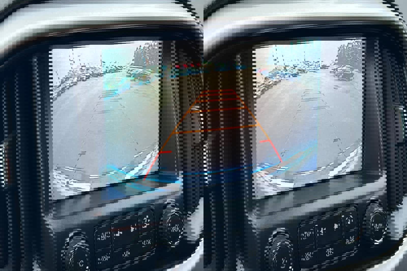 Used 2017 GMC Canyon SLE w/ SLE Convenience Package image 21