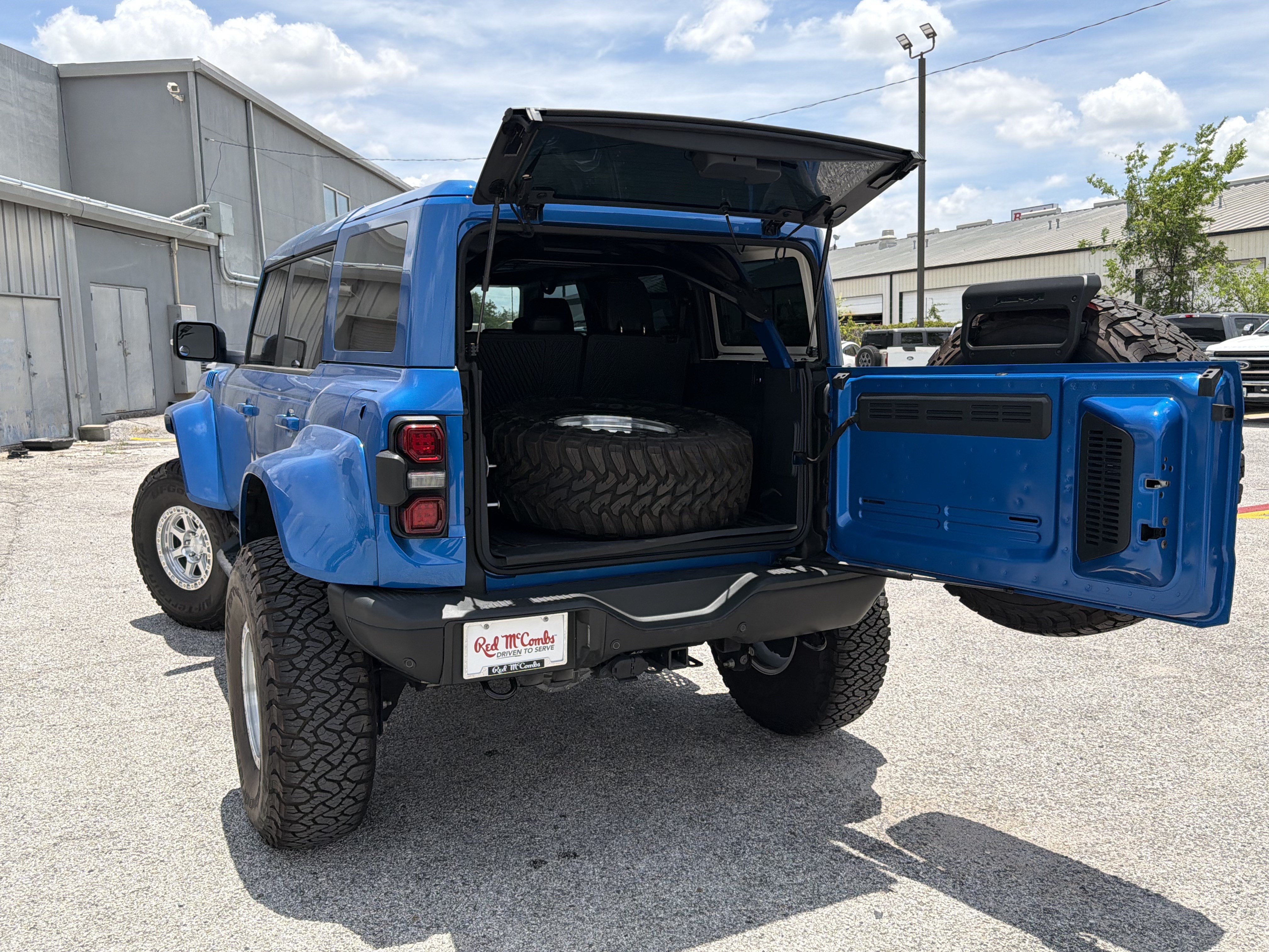 Used 2025 Ford Bronco Raptor w/ Interior Carbon Fiber Pack AWD/4WD image 7