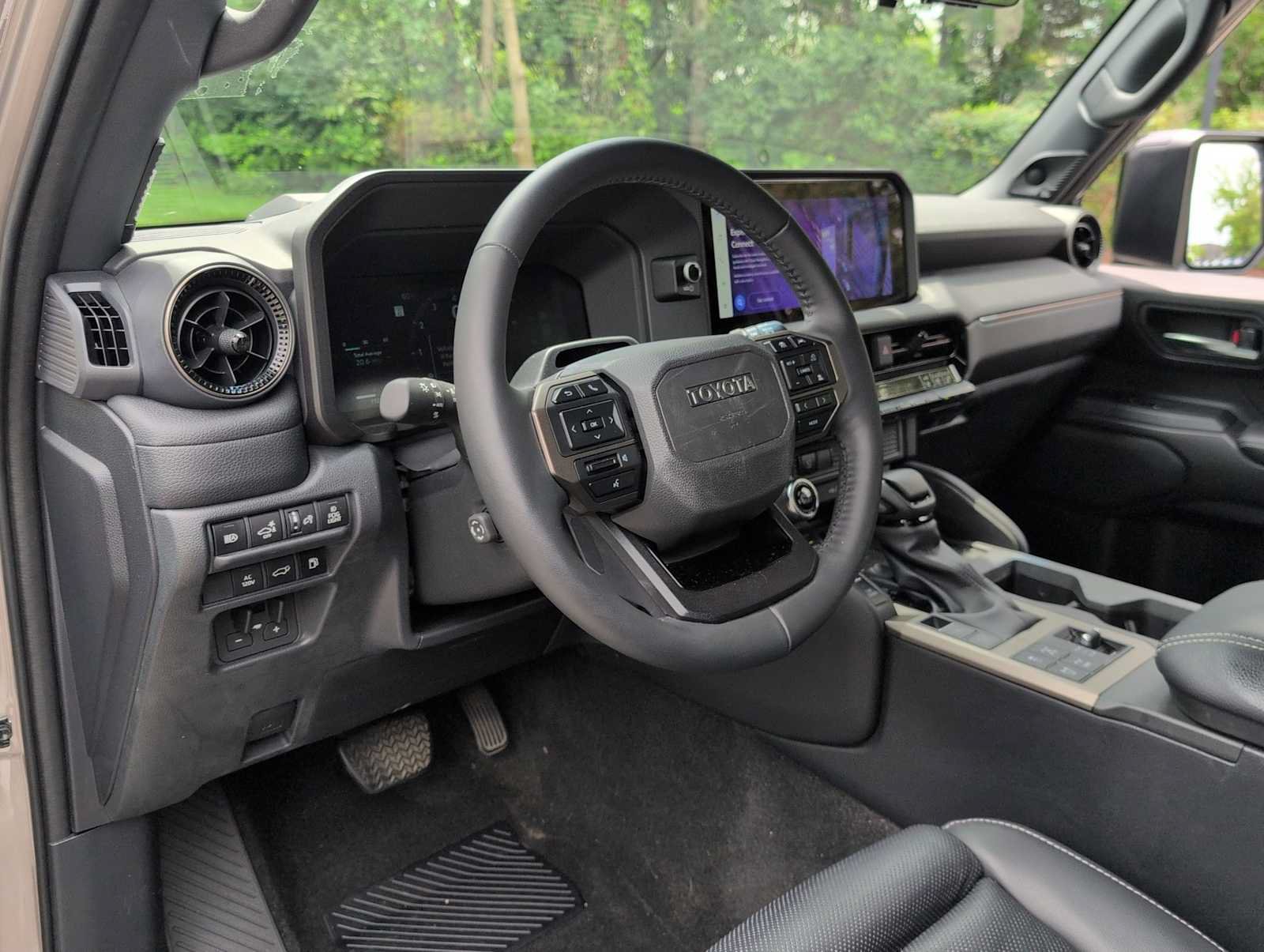 Used 2025 Toyota Land Cruiser w/ Premium Package AWD/4WD image 10