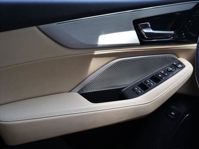 Certified 2023 Acura MDX SH-AWD w/ Technology Package image 11