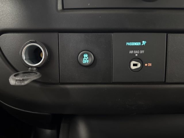 New 2026 Chevrolet Express 3500 Extended w/ Driver Convenience Package RWD image 18