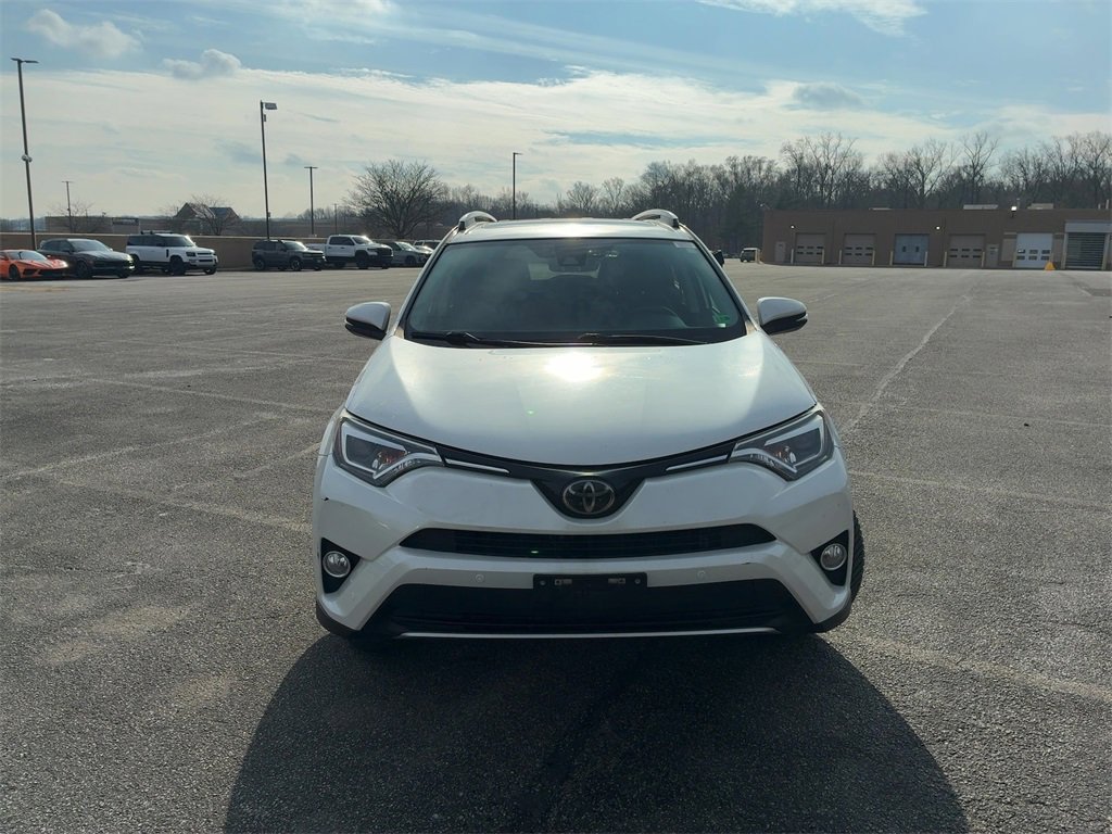 Used 2016 Toyota RAV4 Limited image 2