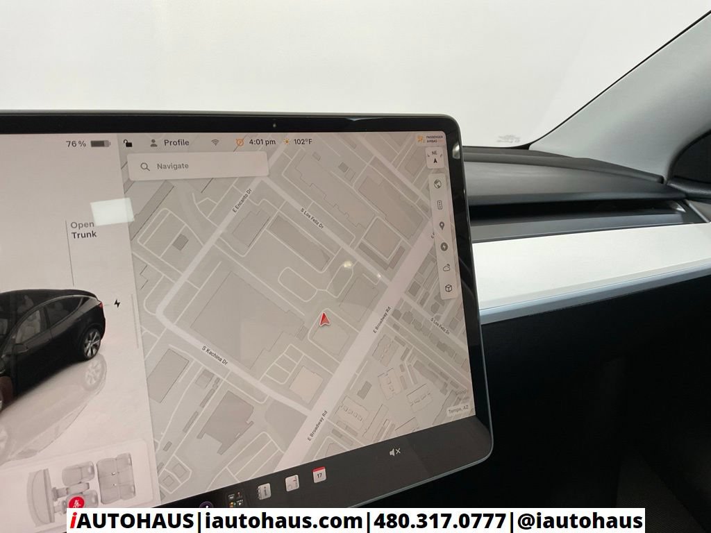 Used 2024 Tesla Model Y Long Range AWD/4WD image 28
