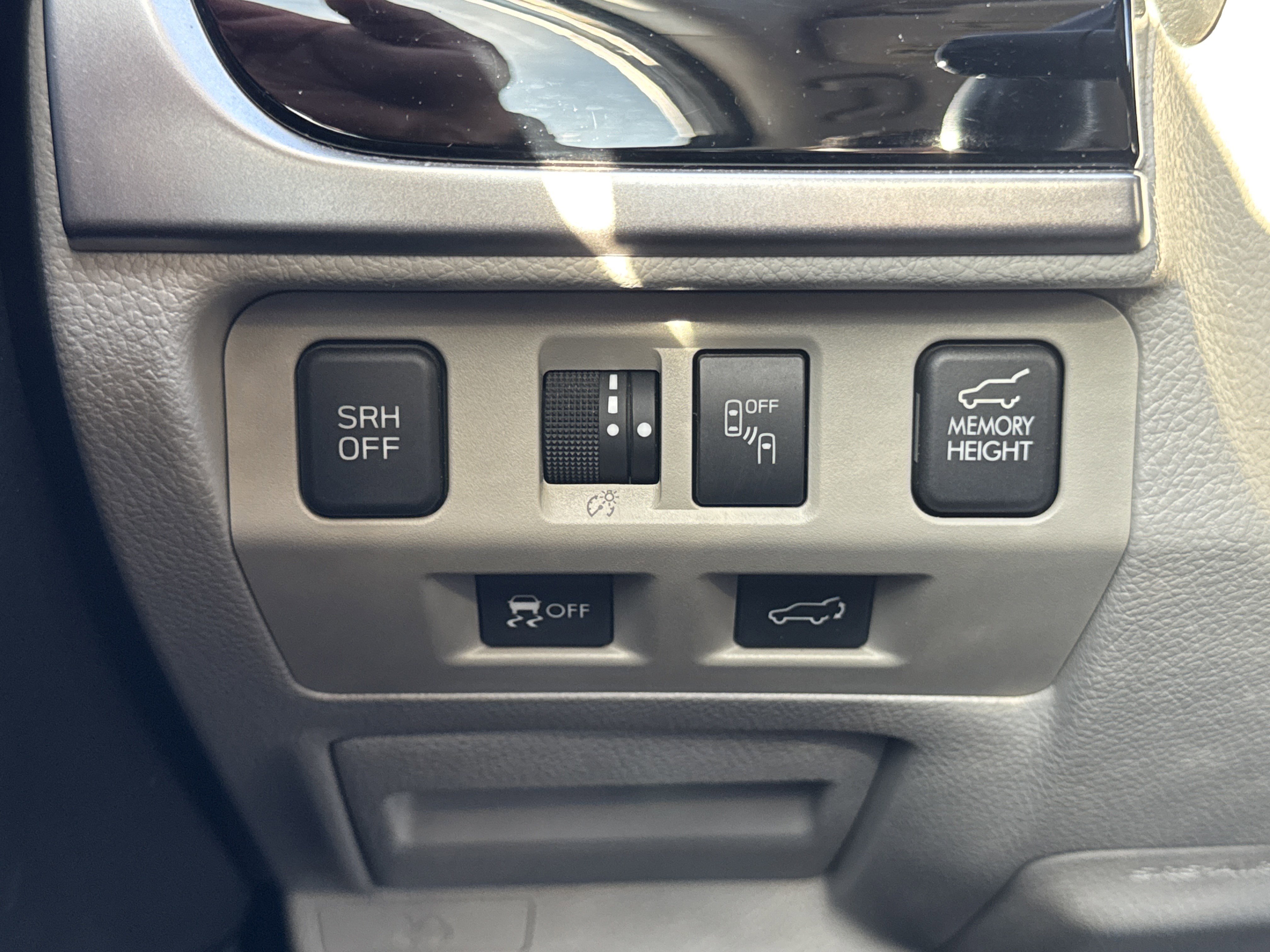 Used 2018 Subaru Forester 2.5i Limited image 19