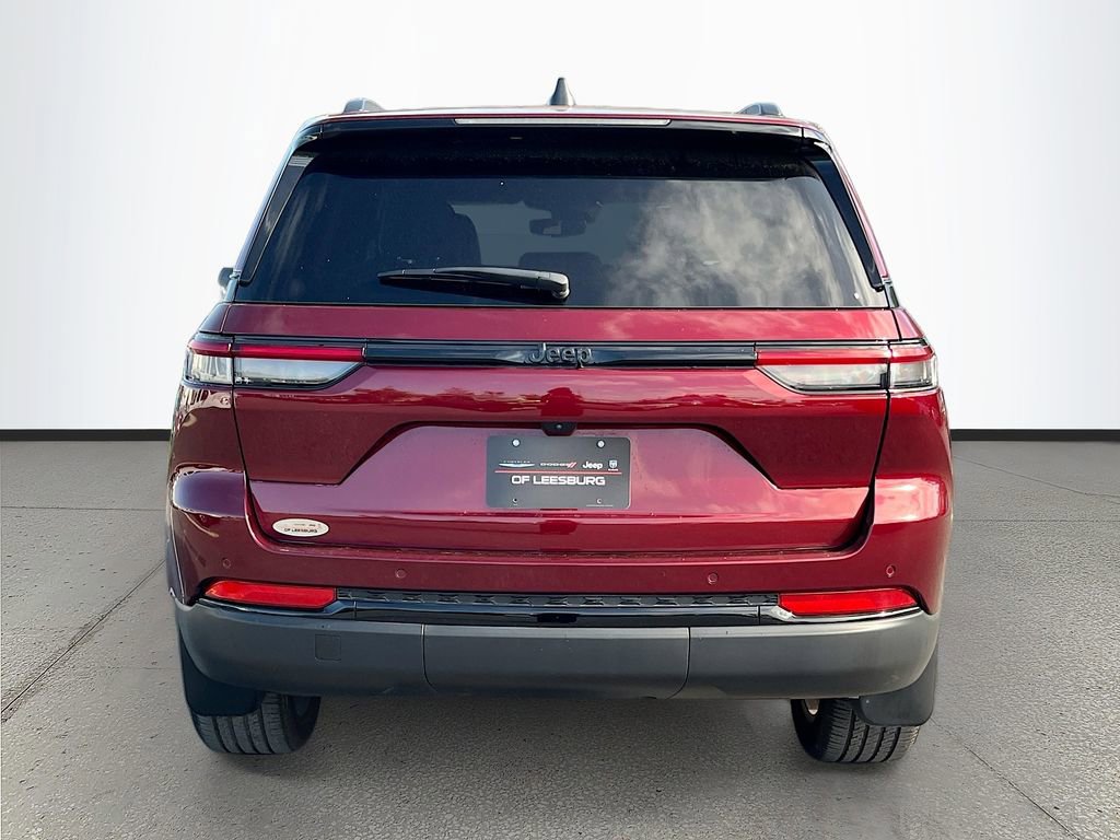 Used 2022 Jeep Grand Cherokee Altitude image 6