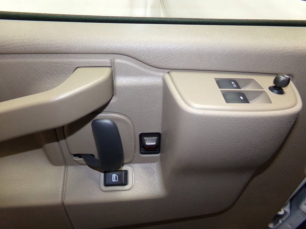 New 2025 GMC Savana 2500 w/ Driver Convenience Package image 11