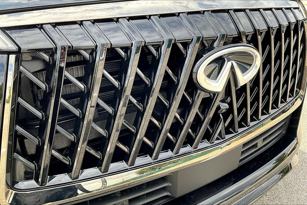 Used 2026 INFINITI QX80 4WD w/ Sport Exterior Package image 28