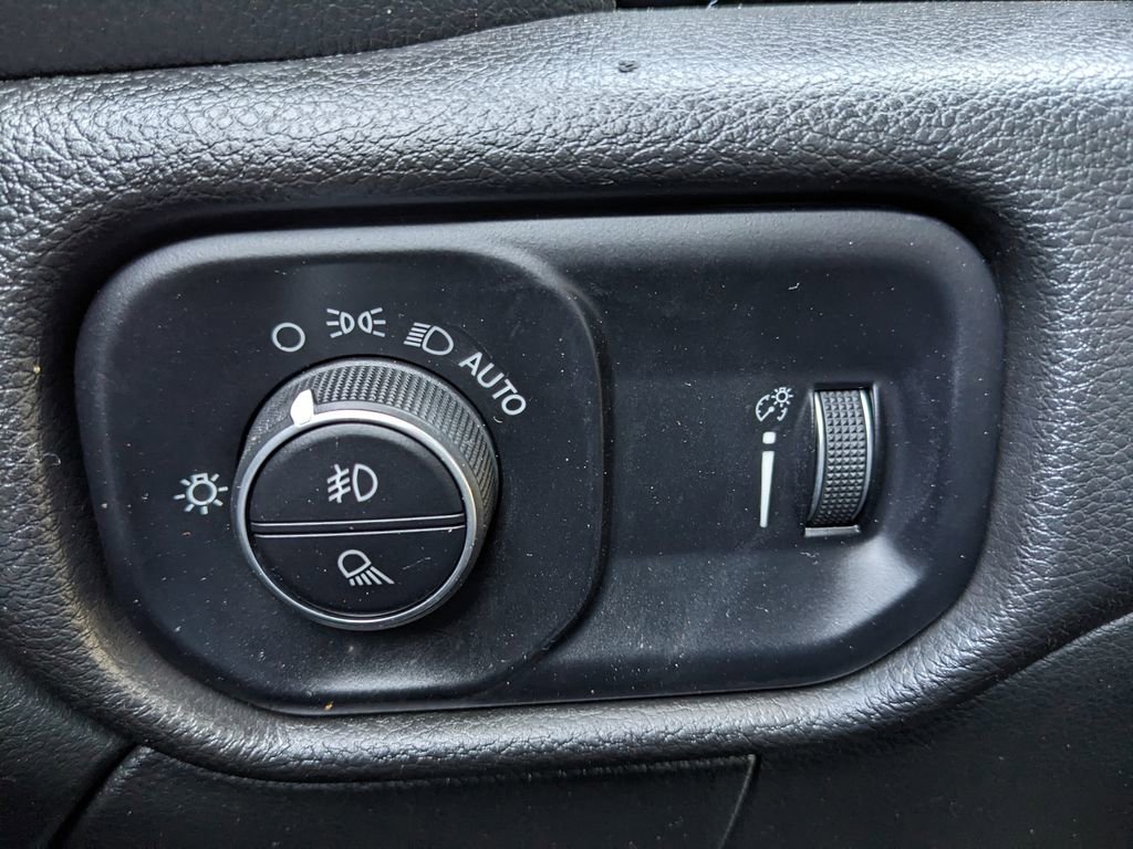 Used 2024 RAM 2500 Tradesman w/ Chrome Appearance Group image 42