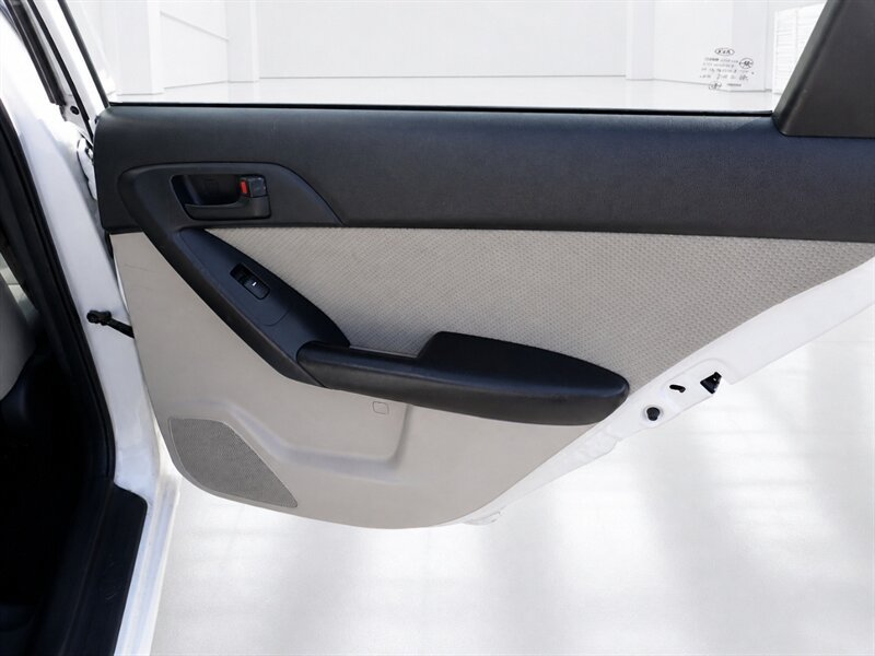 Used 2011 Kia Forte EX w/ Premium Pkg FWD image 22