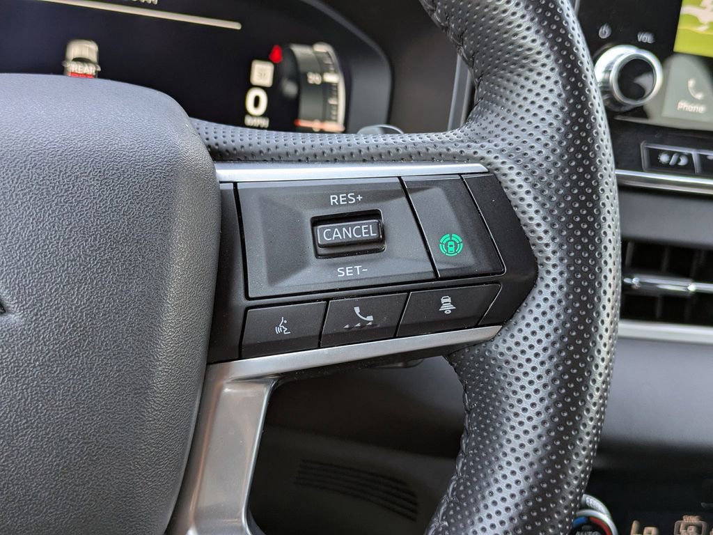 Used 2025 Mitsubishi Outlander SEL image 28