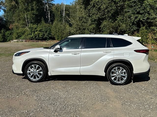 Used 2021 Toyota Highlander Limited AWD/4WD image 6