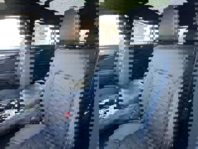 New 2026 Volkswagen Atlas Cross Sport SEL R-Line image 24