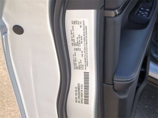 Used 2024 Jeep Grand Cherokee L Laredo w/ Luxury Tech Group I AWD/4WD image 26