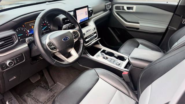 Certified 2023 Ford Explorer XLT w/ Equipment Group 202A AWD/4WD image 15