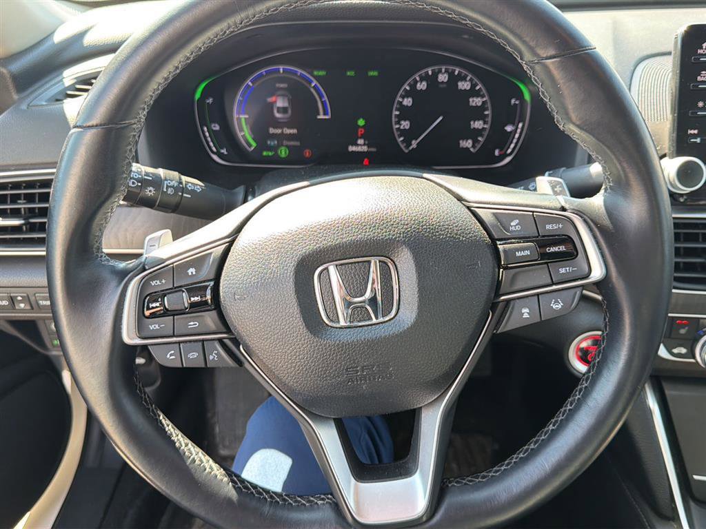 Used 2018 Honda Accord Touring image 7