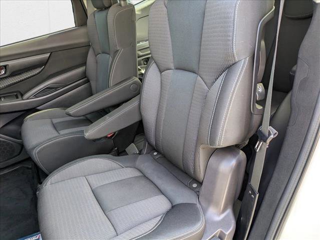 Used 2023 Subaru Ascent Premium w/ Convenience Package image 10