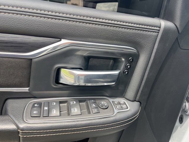 Used 2024 RAM 2500 Laramie w/ Sport Appearance Package AWD/4WD image 15