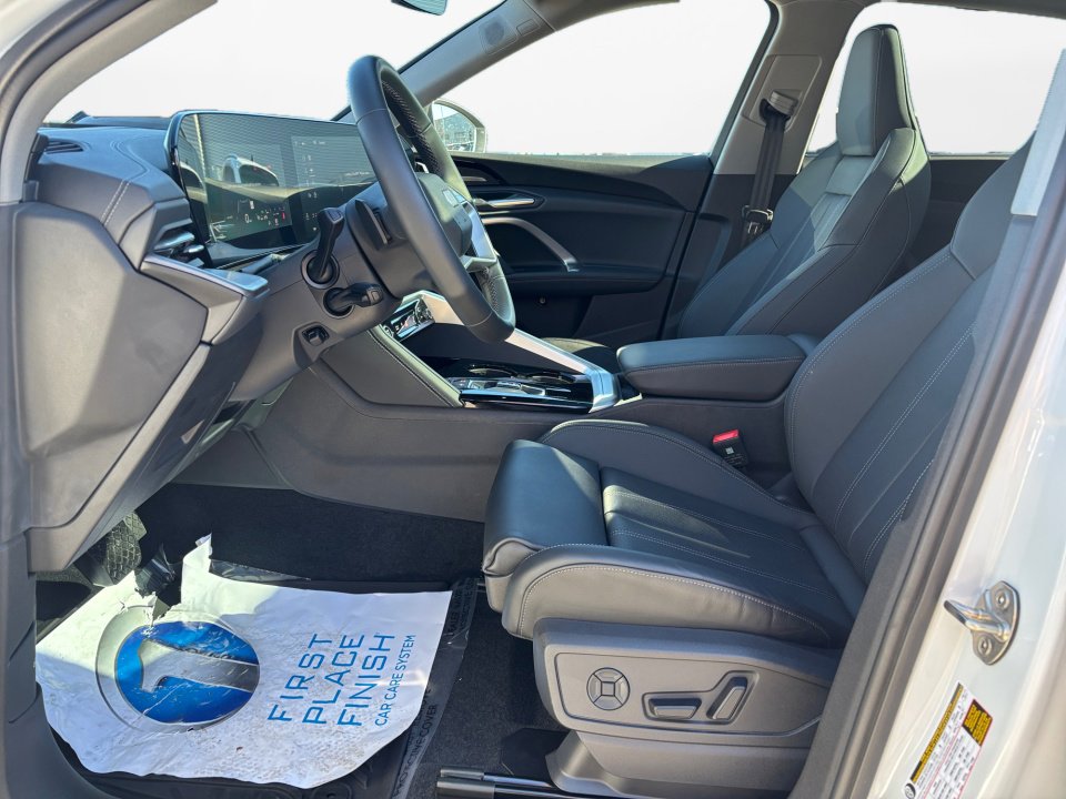 Used 2025 Audi Q5 Premium Plus image 9