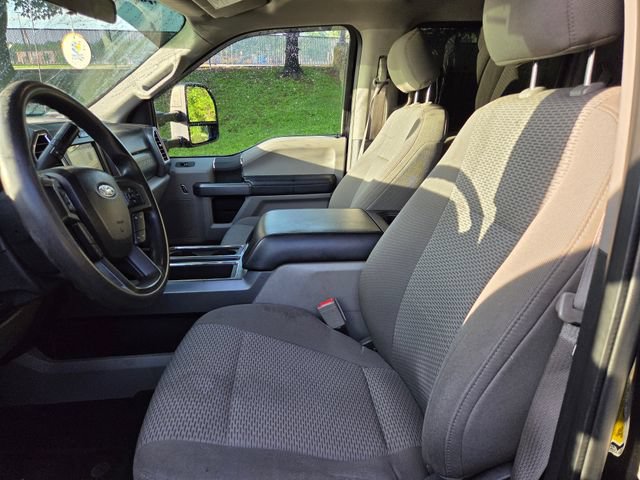 Used 2018 Ford F250 XLT w/ Snow Plow Prep Package AWD/4WD image 10