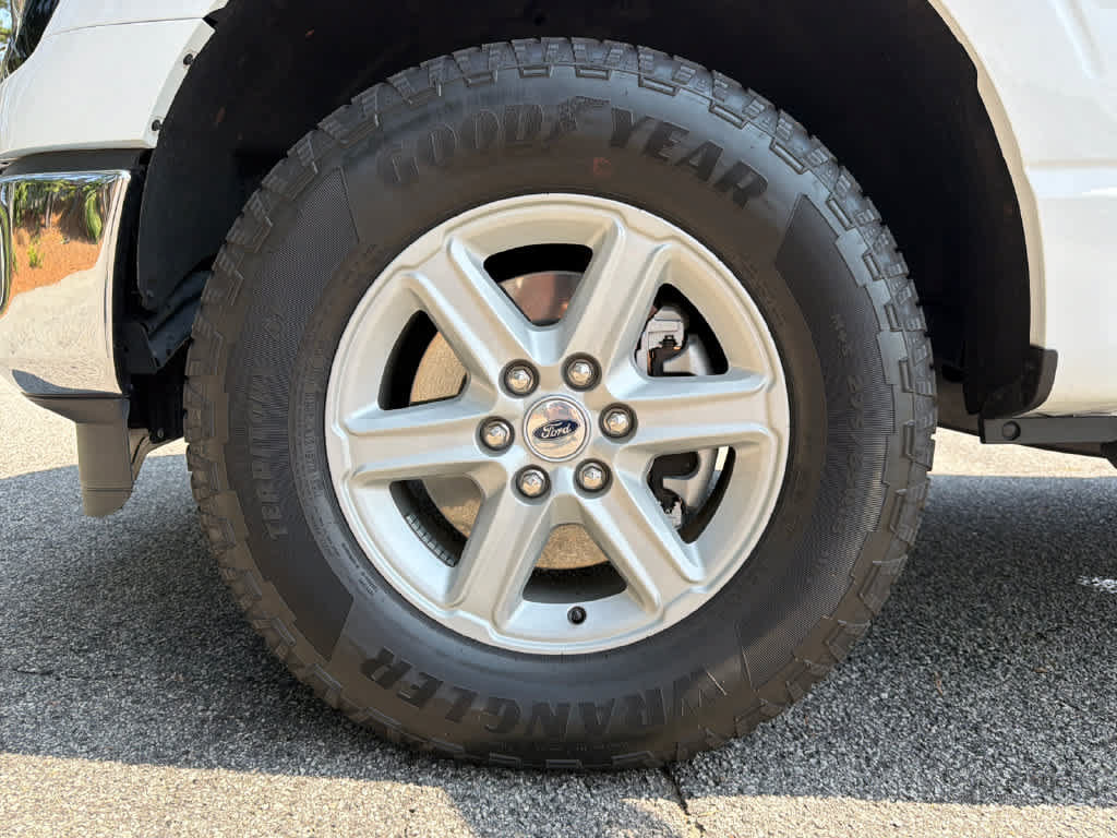 Used 2026 Ford F150 XLT w/ Equipment Group 302A MID AWD/4WD image 11