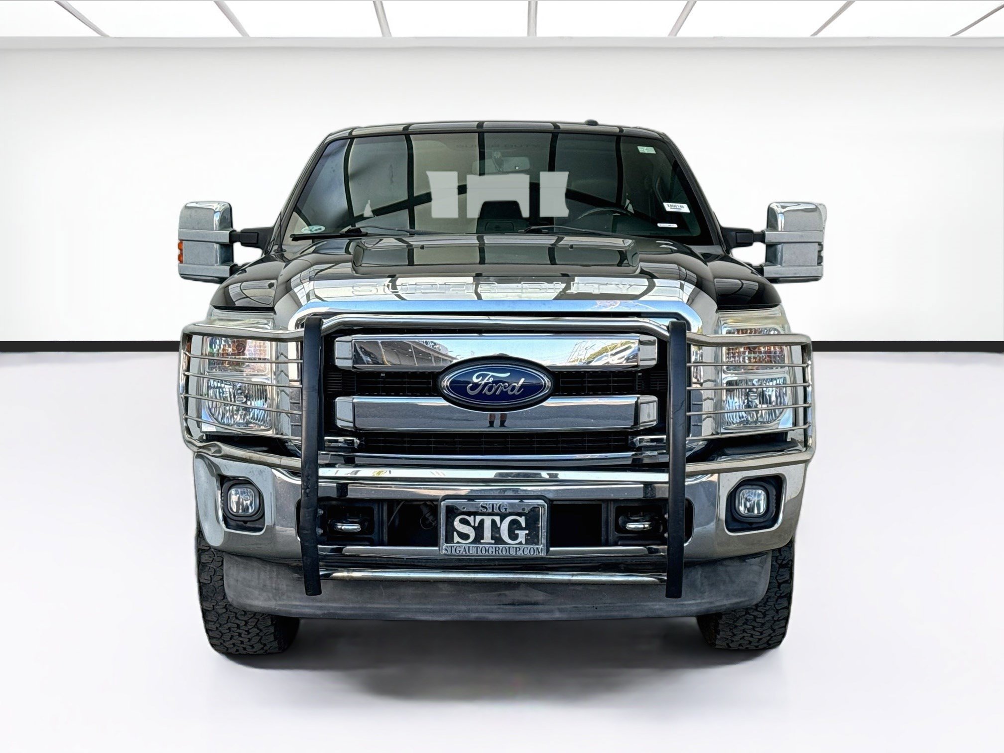 Used 2014 Ford F250 Lariat w/ Lariat Ultimate Package AWD/4WD image 2