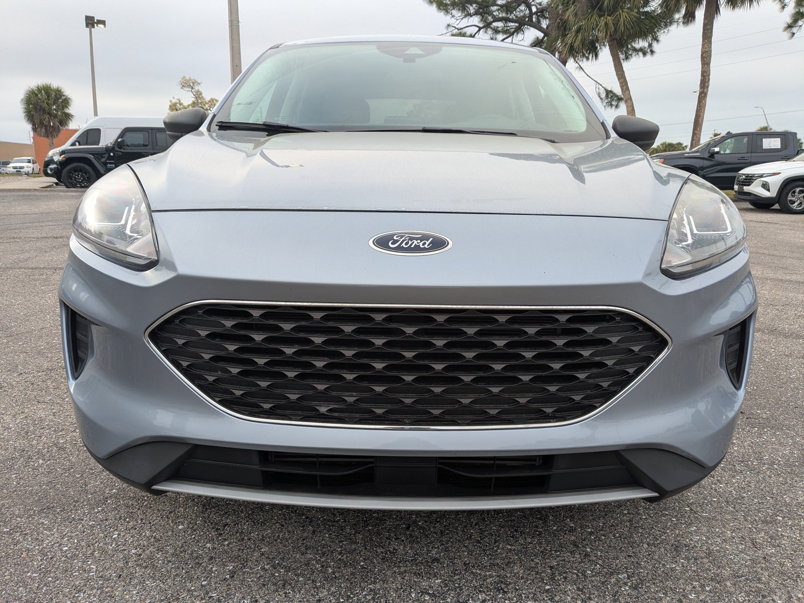 Used 2022 Ford Escape SE FWD image 9