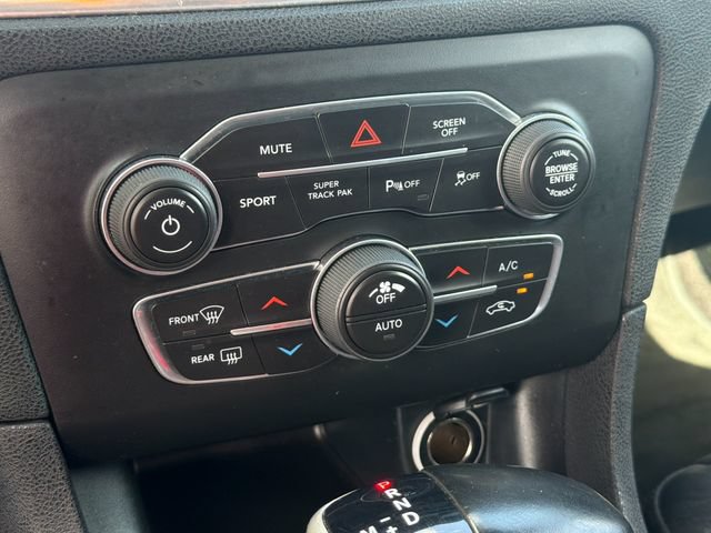 Used 2018 Dodge Charger R/T w/ Plus Group RWD image 22
