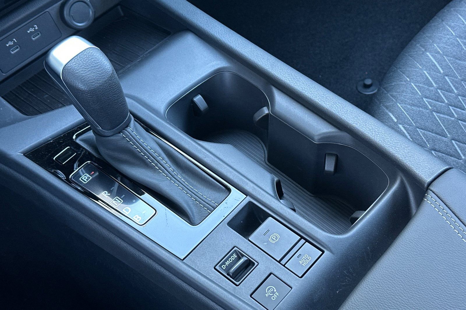 New 2026 Nissan Sentra SV w/ Floor Mat Package FWD image 17