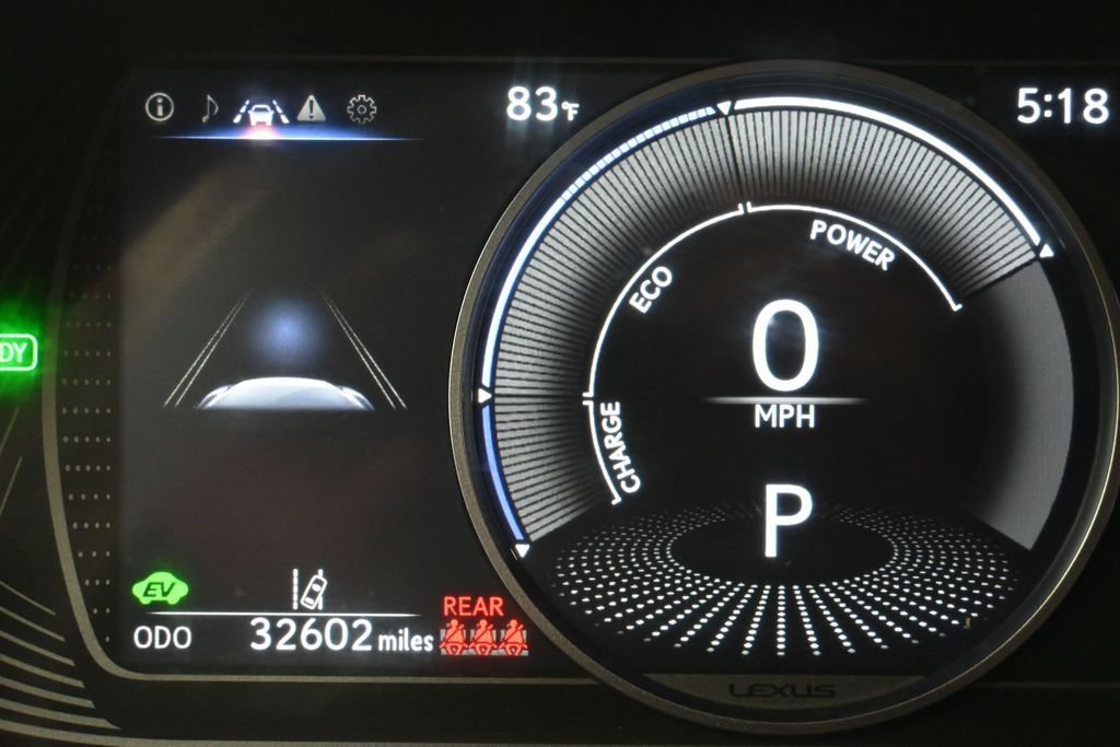 Used 2020 Lexus UX 250h w/ Accessory Package 2 AWD/4WD image 17