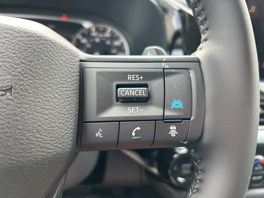 New 2026 Nissan Pathfinder SV image 28