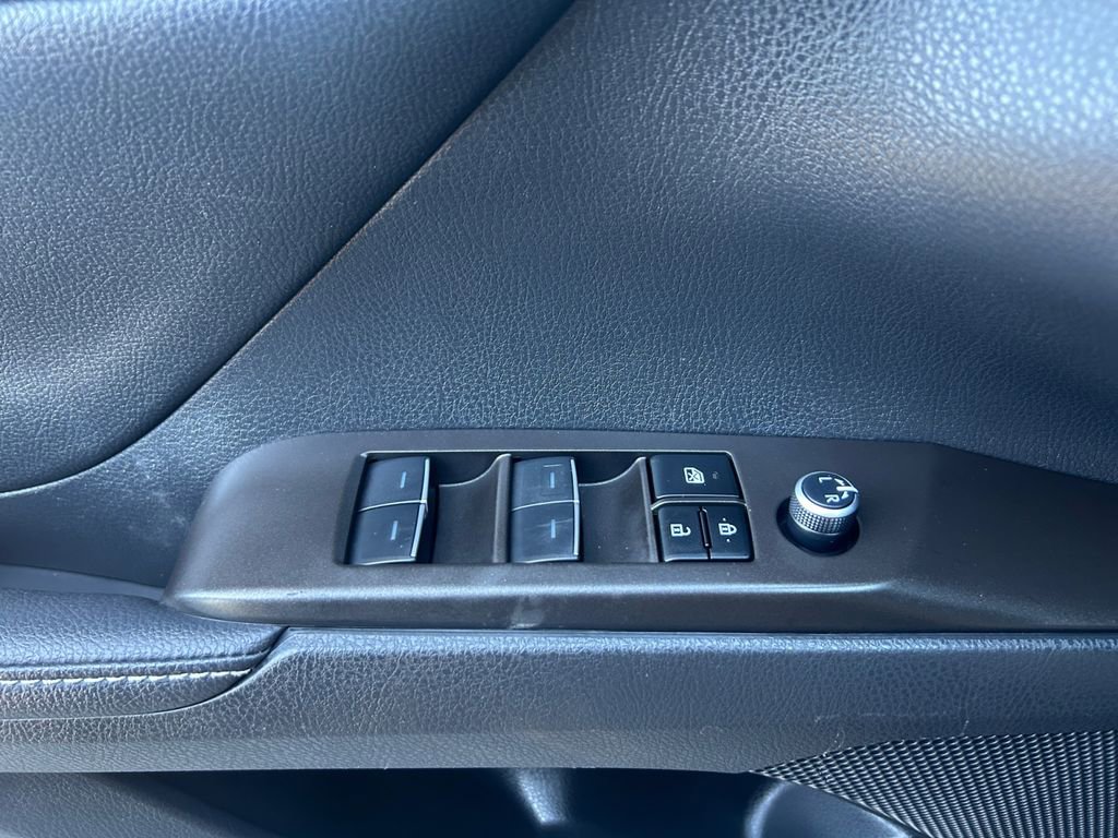 Used 2023 Toyota Camry XSE image 18
