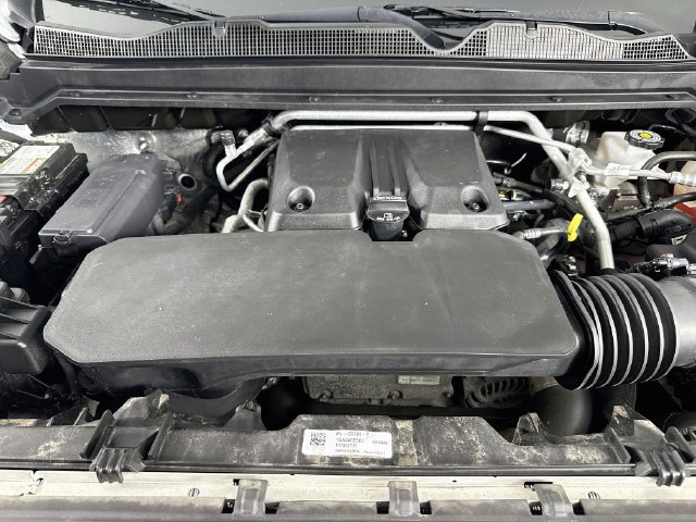 Used 2023 Chevrolet Colorado Trail Boss AWD/4WD image 30