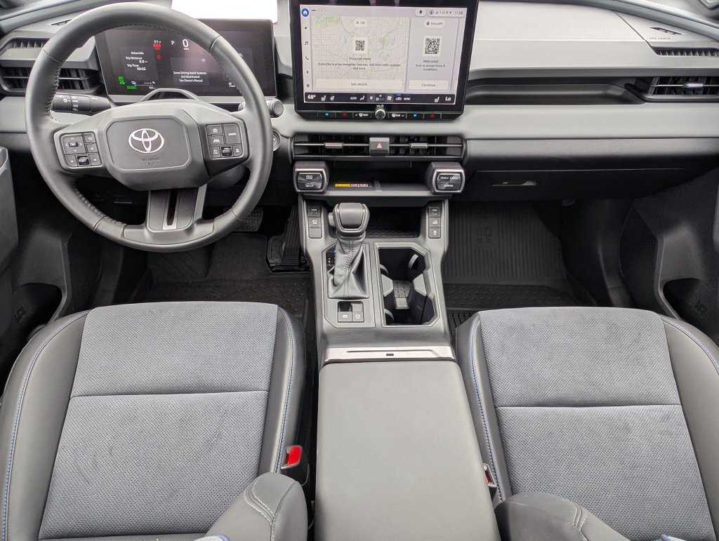 Used 2026 Toyota RAV4 XSE w/ Panoramic Sun Roof Package AWD/4WD image 25