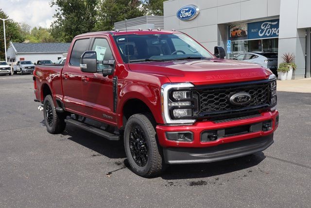 New 2026 Ford F350 Lariat w/ Black Appearance Package image 2