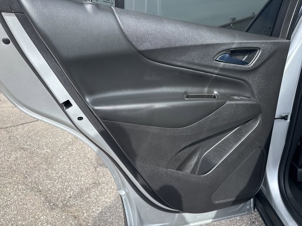 Used 2020 Chevrolet Equinox LT image 28