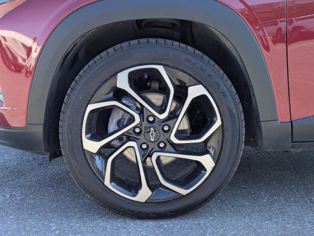 Used 2024 Chevrolet Trax RS w/ Sunroof Package image 11