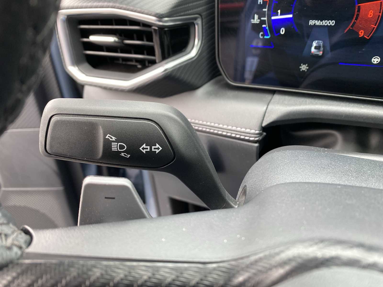 Used 2025 Ford Mustang GT Premium image 20