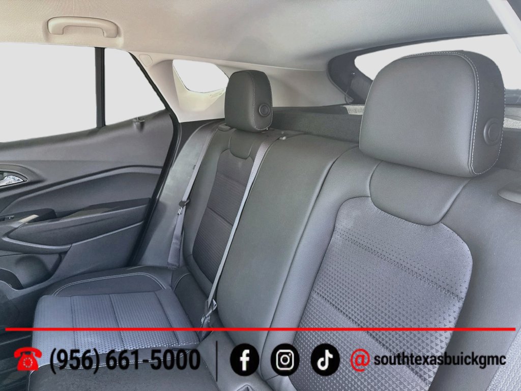 Used 2025 Chevrolet Trax LT w/ Driver Confidence Package FWD image 22