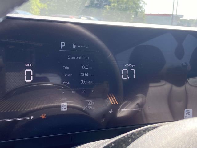 New 2025 Kia Carnival FWD image 16