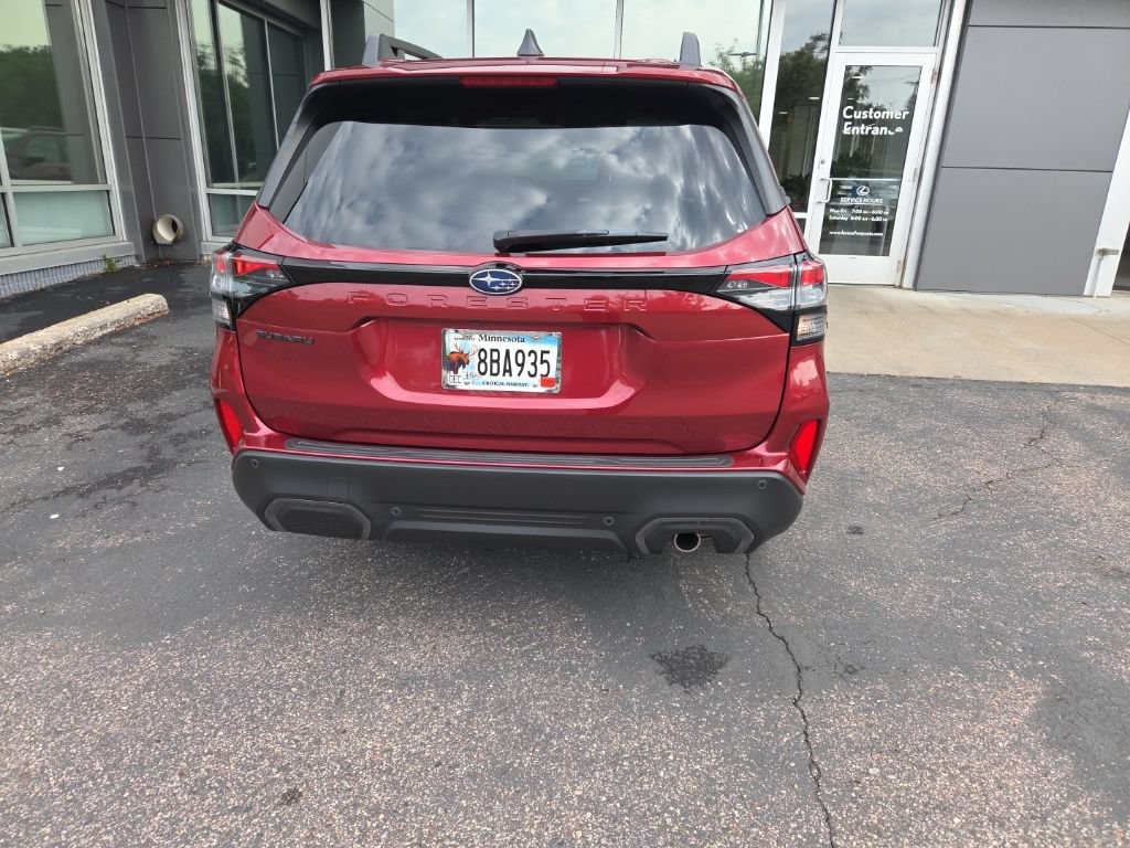 Used 2025 Subaru Forester Limited AWD/4WD image 11
