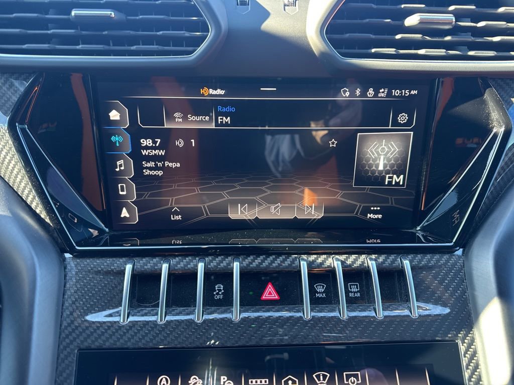 Used 2022 Lamborghini Urus image 20