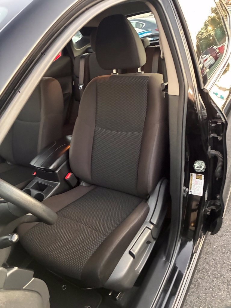 Used 2021 Nissan Rogue Sport S AWD/4WD image 18