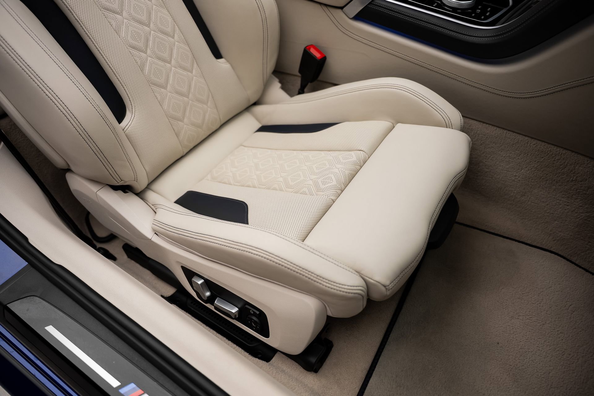 Used 2023 BMW M8 Competition w/ M Carbon Exterior Package image 73