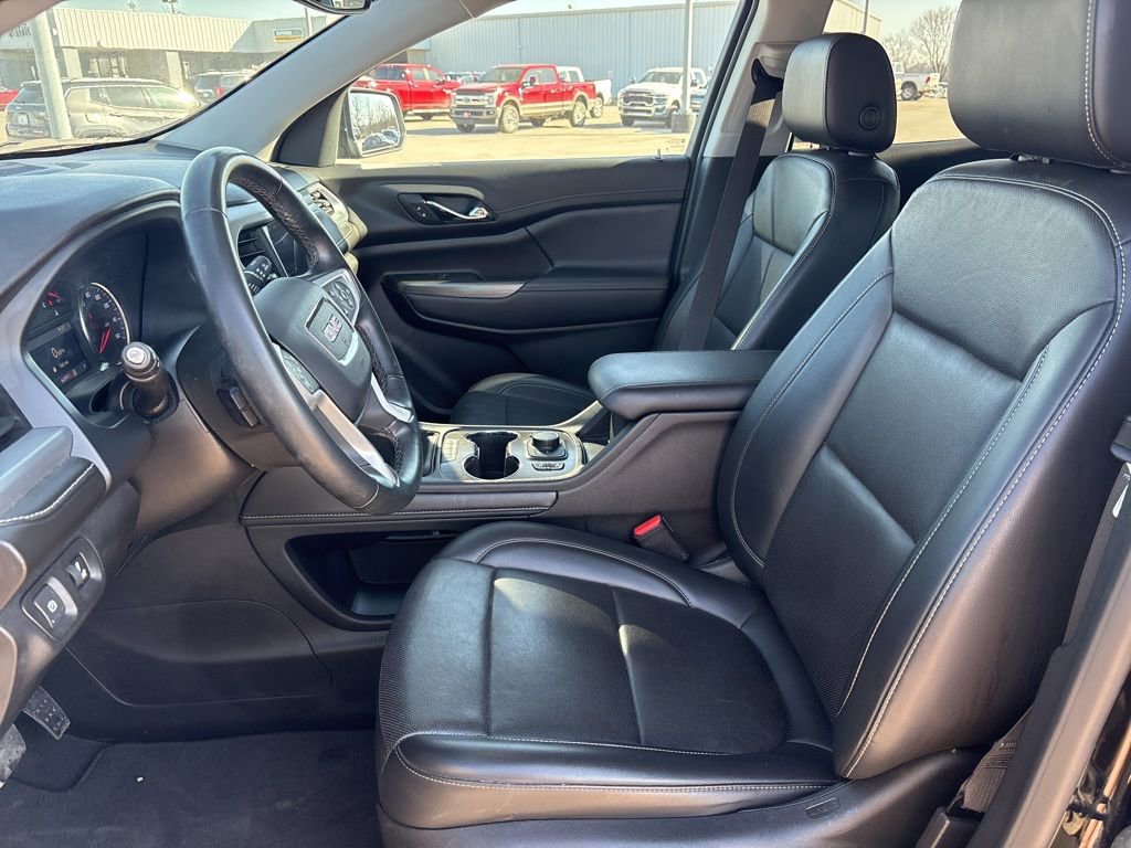 Used 2023 GMC Acadia SLT image 11