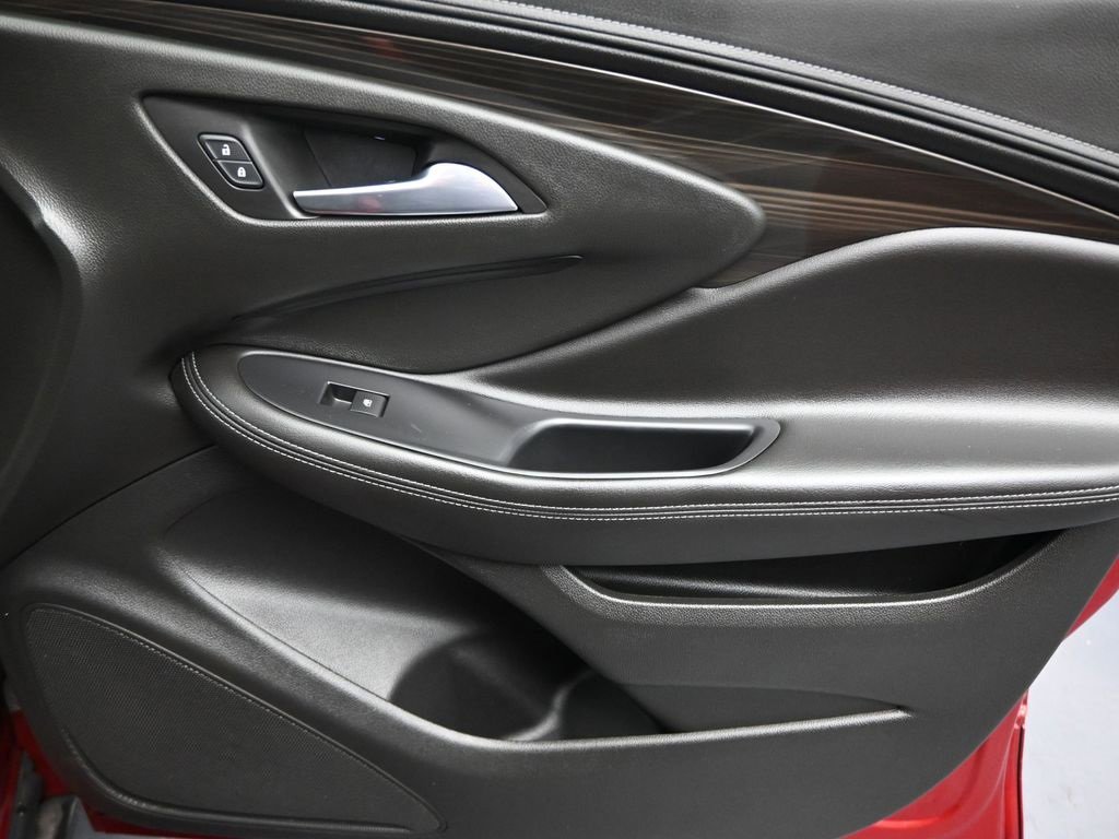 Used 2020 Buick Envision Essence image 28