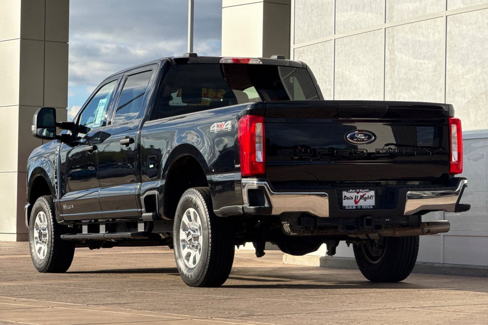 Used 2024 Ford F250 XLT image 6