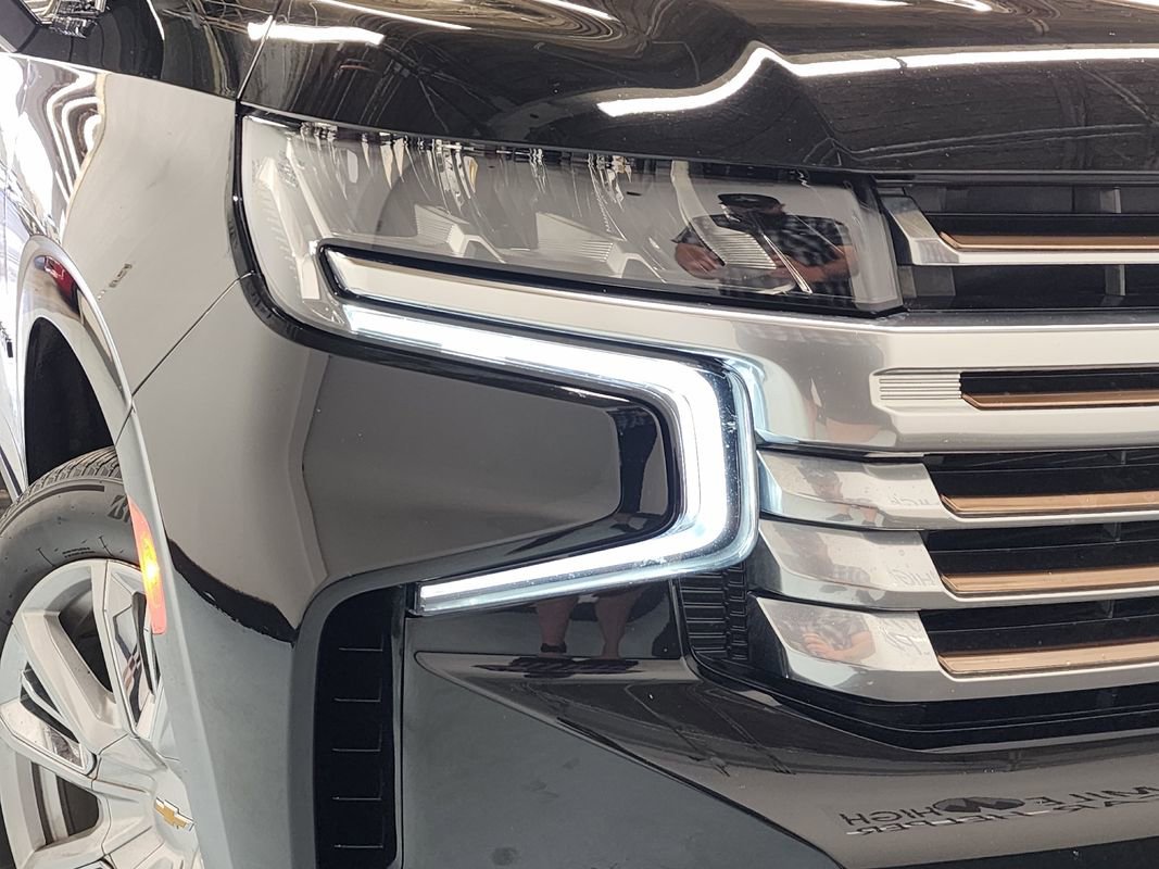 Used 2023 Chevrolet Suburban High Country image 50