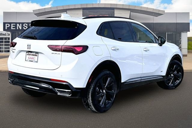 Certified 2025 Buick Envision Sport Touring image 2