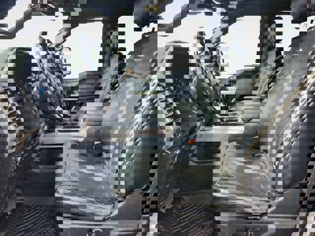 Used 2019 Ford F250 Platinum w/ Platinum Ultimate Package image 9